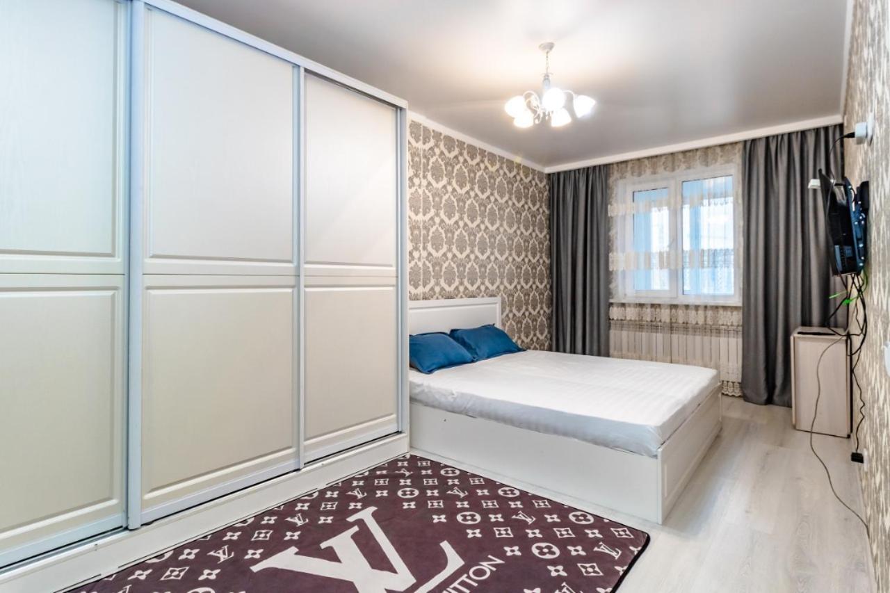Apartments 7 Я-34 Astana Luaran gambar